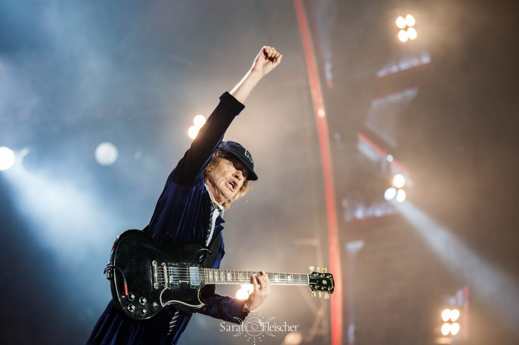 AC/DC