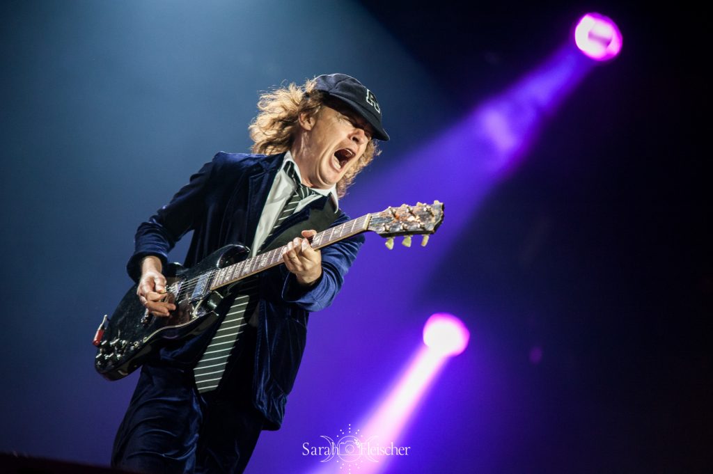AC/DC